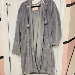 Large Victoria Secret Robe - NWT